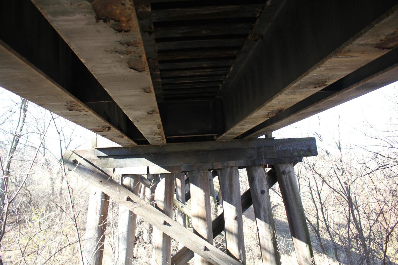 Underneath approach span
